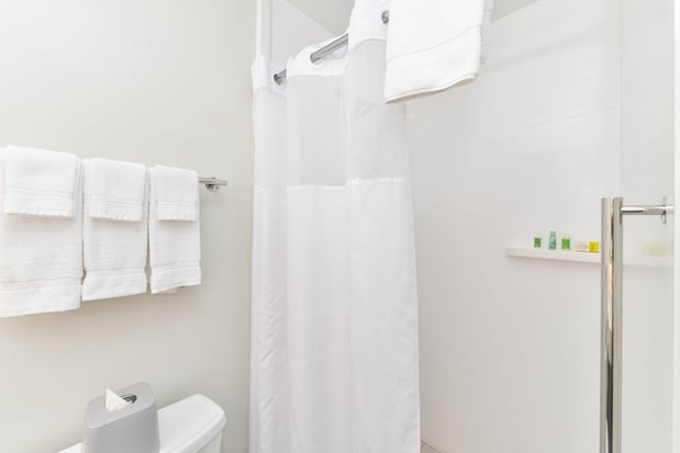 Images Holiday Inn Express & Suites Mall of America - Msp Airport by IHG