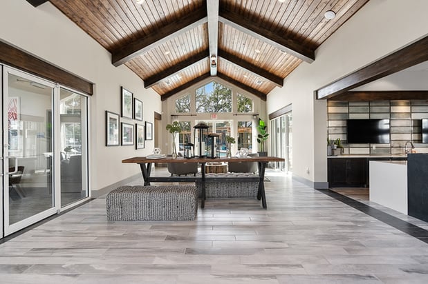 Images The Hamilton at Lakeside