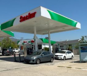 Sinclair Gas Station