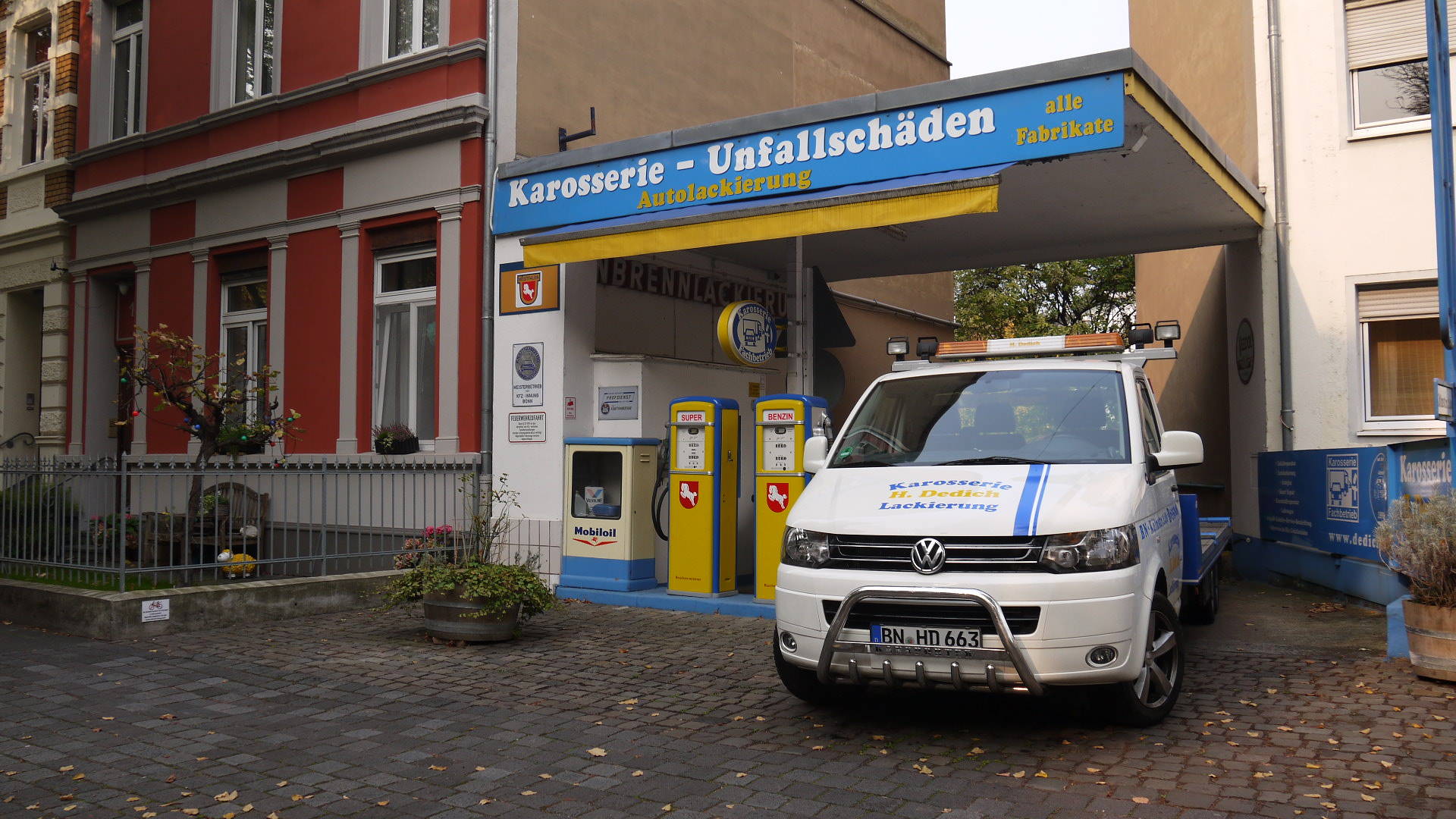 Kundenbild groß 1 H. Dedich Karosserie & Lackierung Bonn