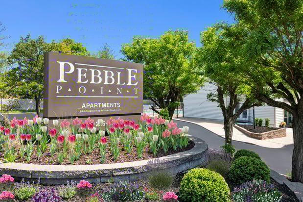 Images Pebble Point Apartments
