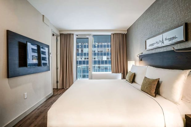 Images The Bernic Hotel New York City, Tapestry Collection by Hilton