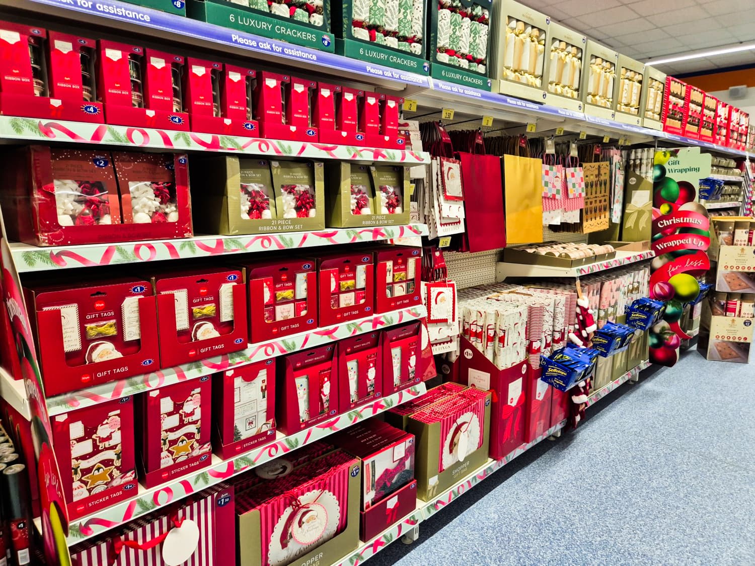 Images B&M Home Store with Garden Centre