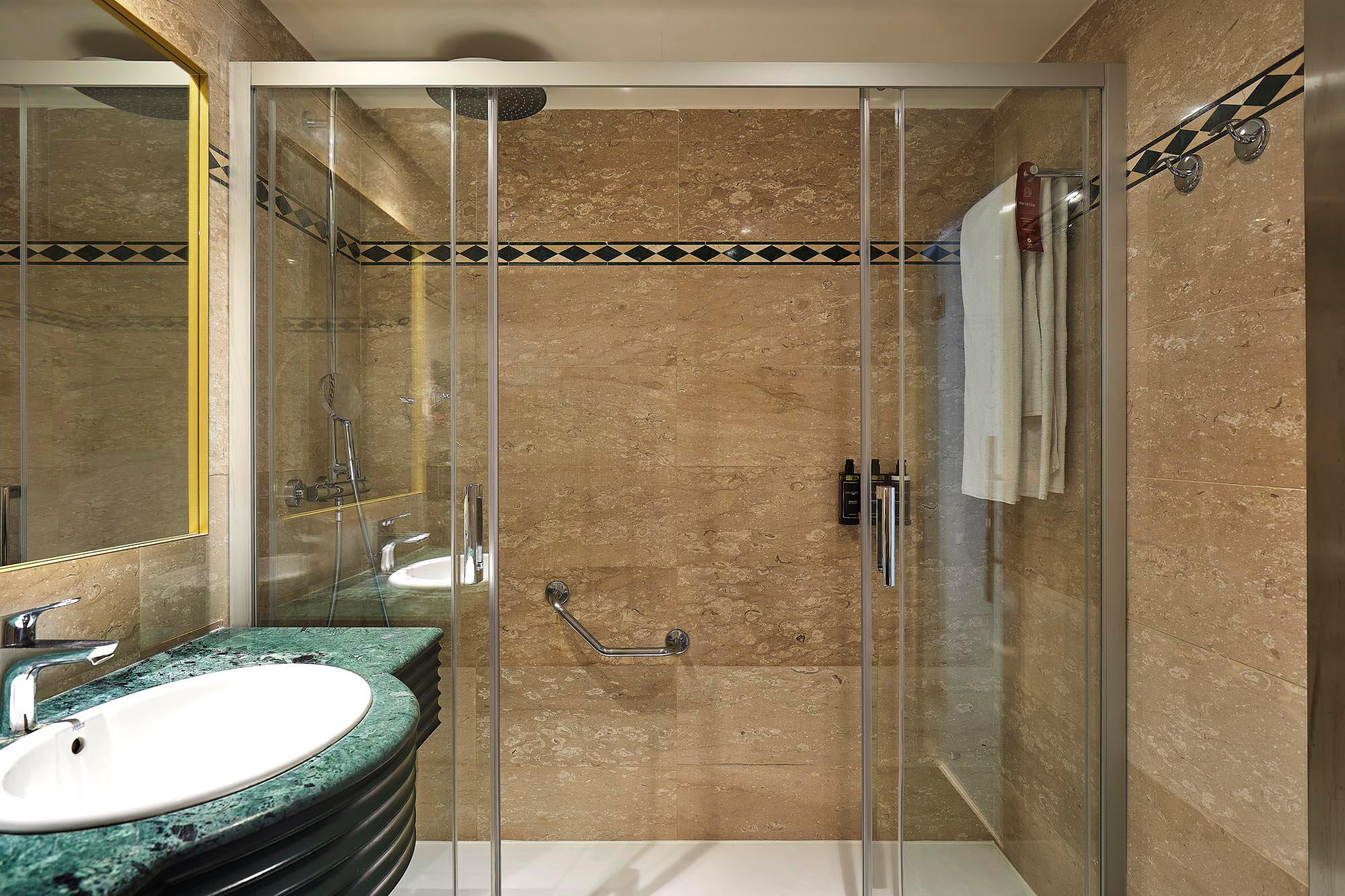 Images Exe Mitre Hotel