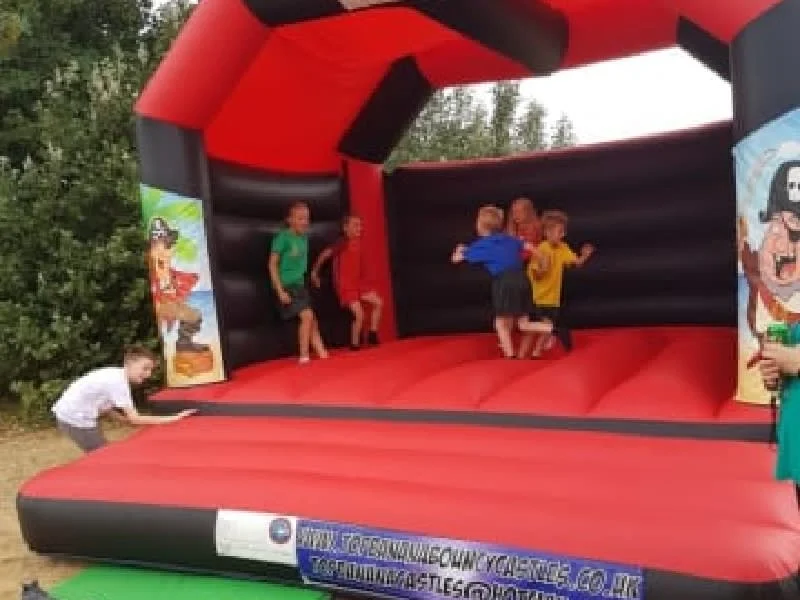Images Top Banana Bouncy Castles
