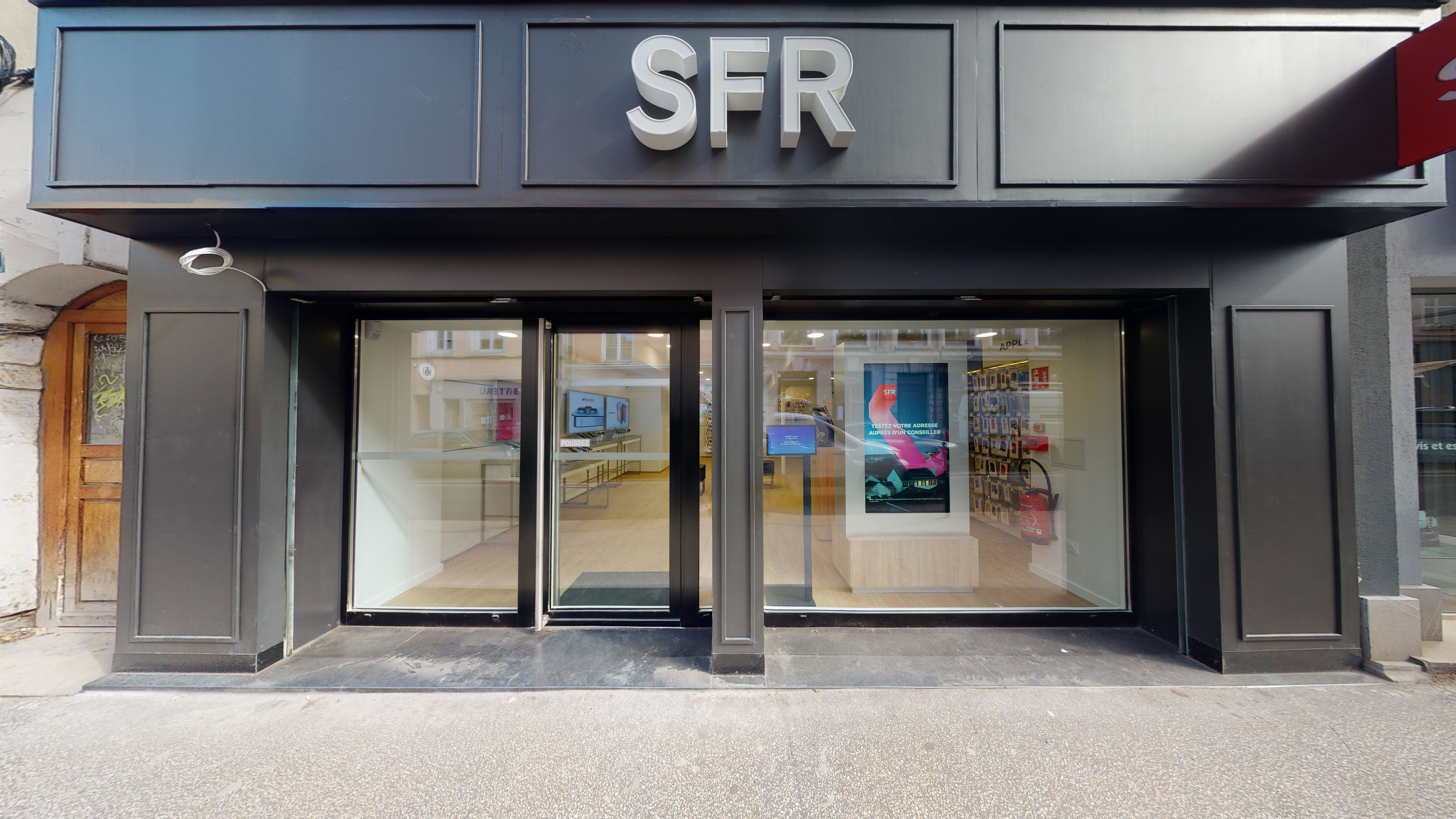 Images SFR  Lyon Grande Rue de la Croix Rousse