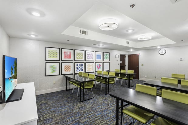Images Holiday Inn Express Harlingen by IHG