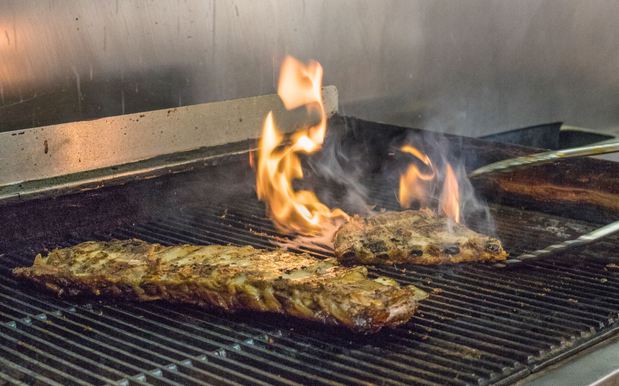 Images Country Sweet Chicken & Ribs