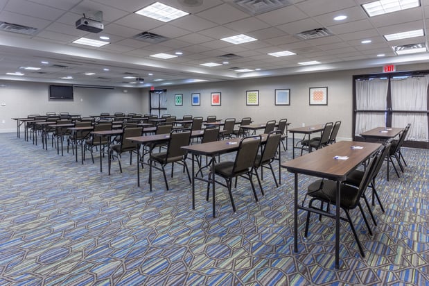 Images Holiday Inn Express Indianapolis - Southeast by IHG