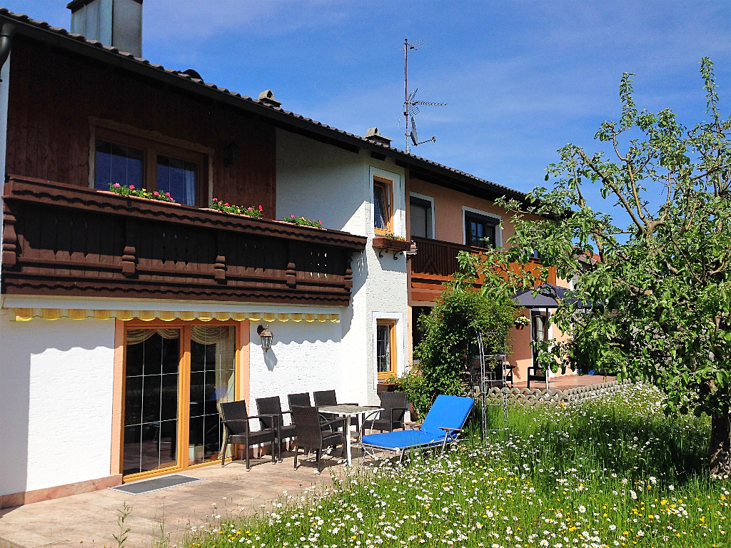 Maler- und Lackierermeister Roland Lankes, Leonhardistrasse 4 in Teisendorf