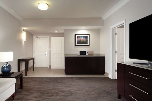 Images Hilton Santa Cruz/Scotts Valley