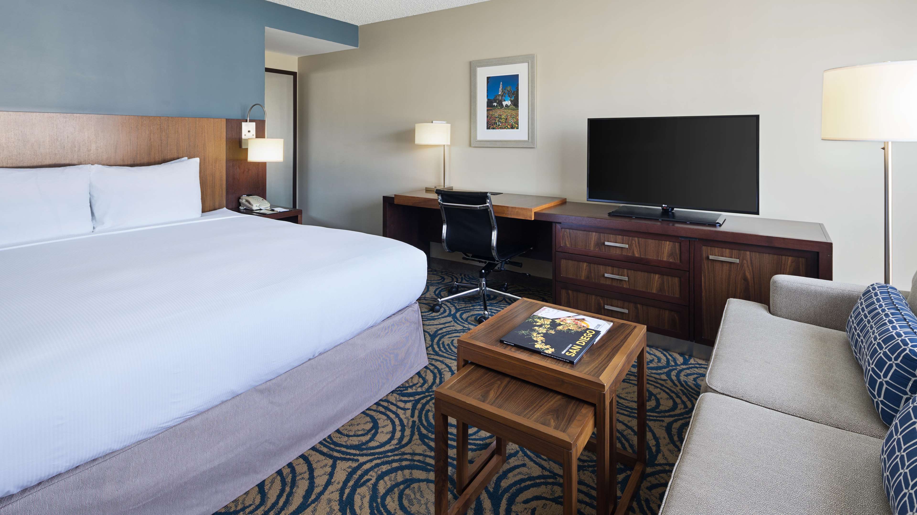 Guest room
