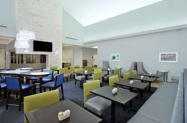 Images Homewood Suites by Hilton Miami - Airport West