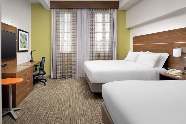 Images Holiday Inn Express San Antonio N-Riverwalk Area by IHG