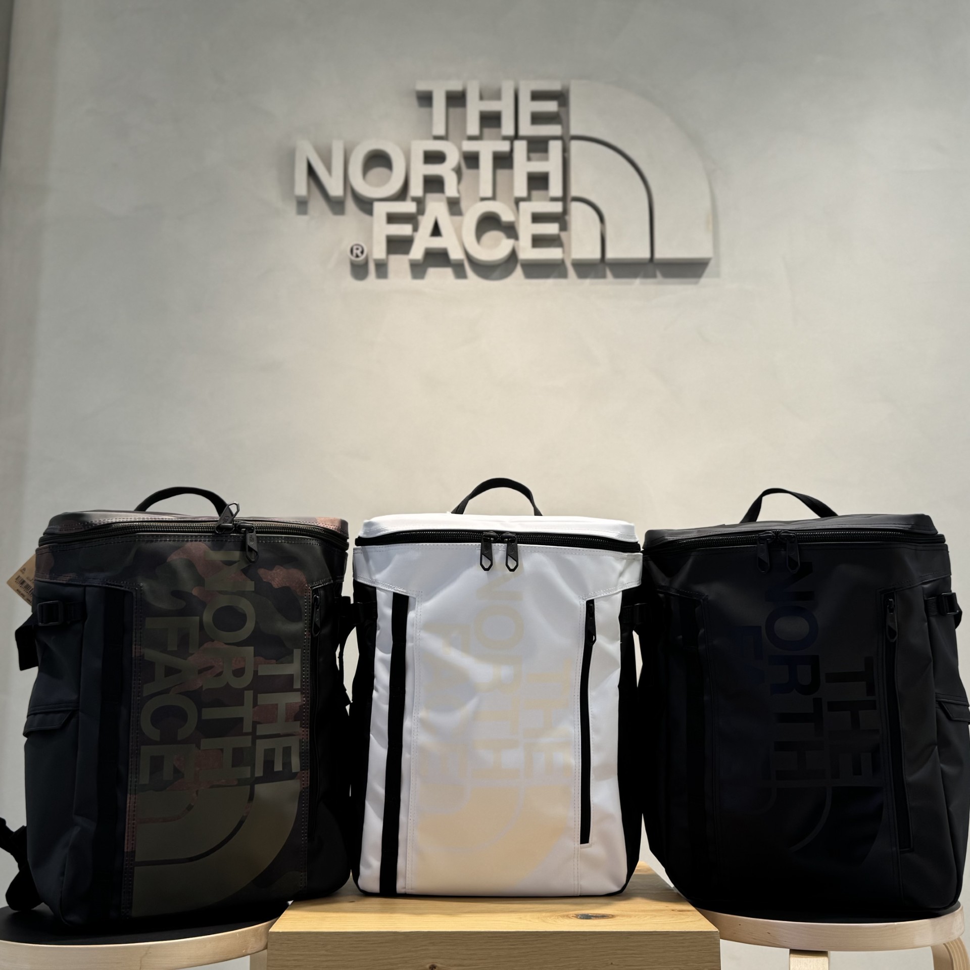 Images THE NORTH FACE/HELLY HANSEN (ザ・ノース・フェイス / ヘリーハンセン)阪急うめだ本店