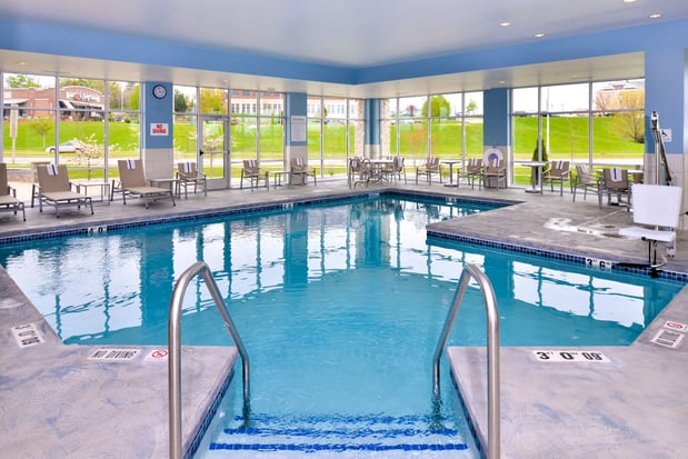 Images Holiday Inn Express & Suites Madison by IHG