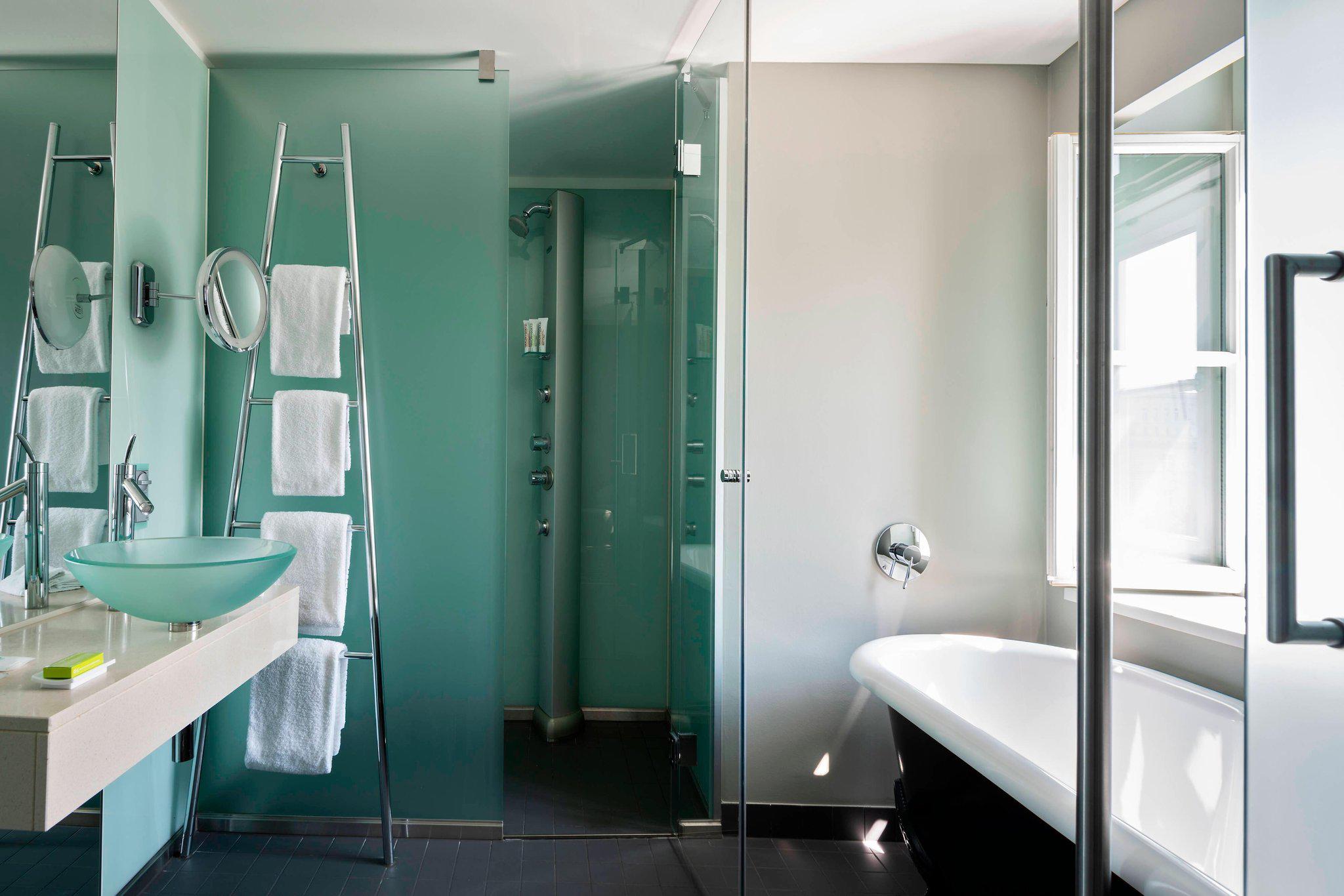 Le Méridien Vienna, Robert-Stolz-Platz 1 in Vienna