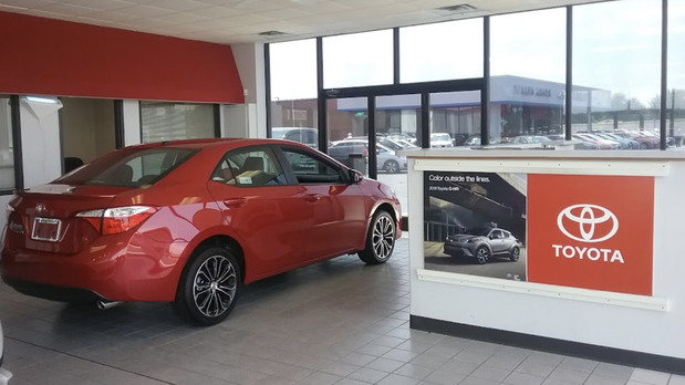 Images Deacon Jones Toyota