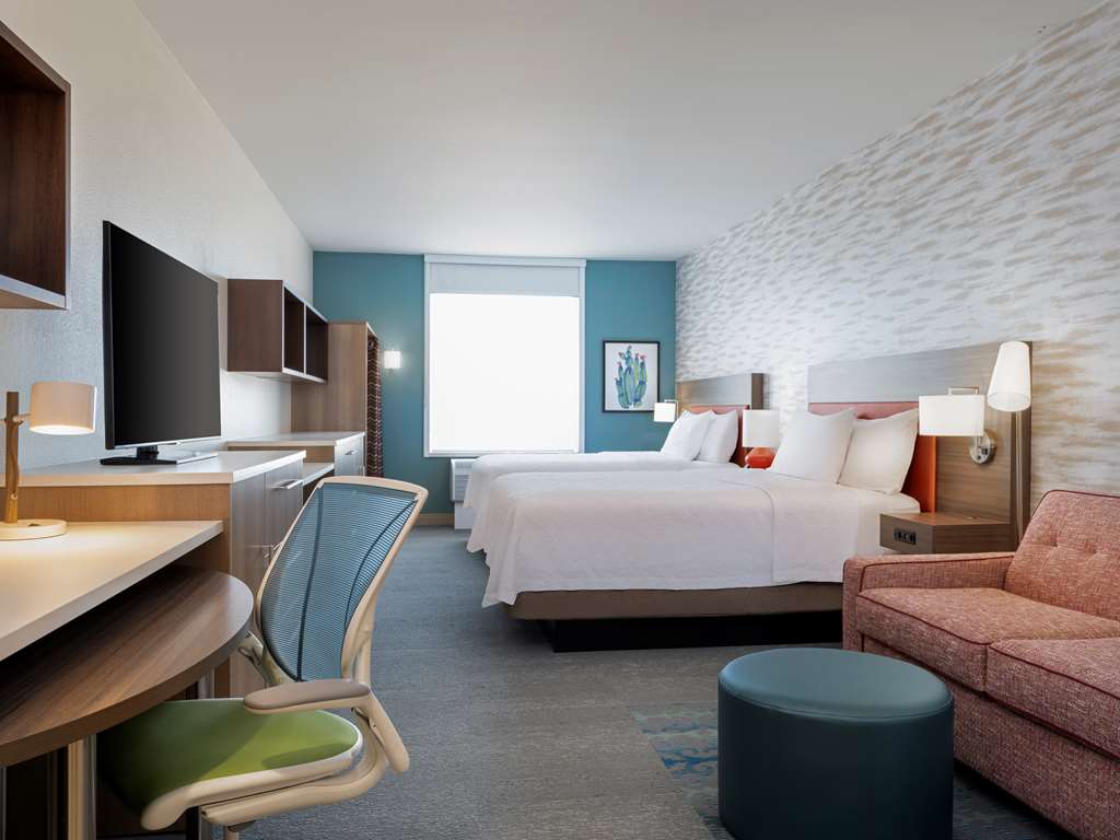 Guest room