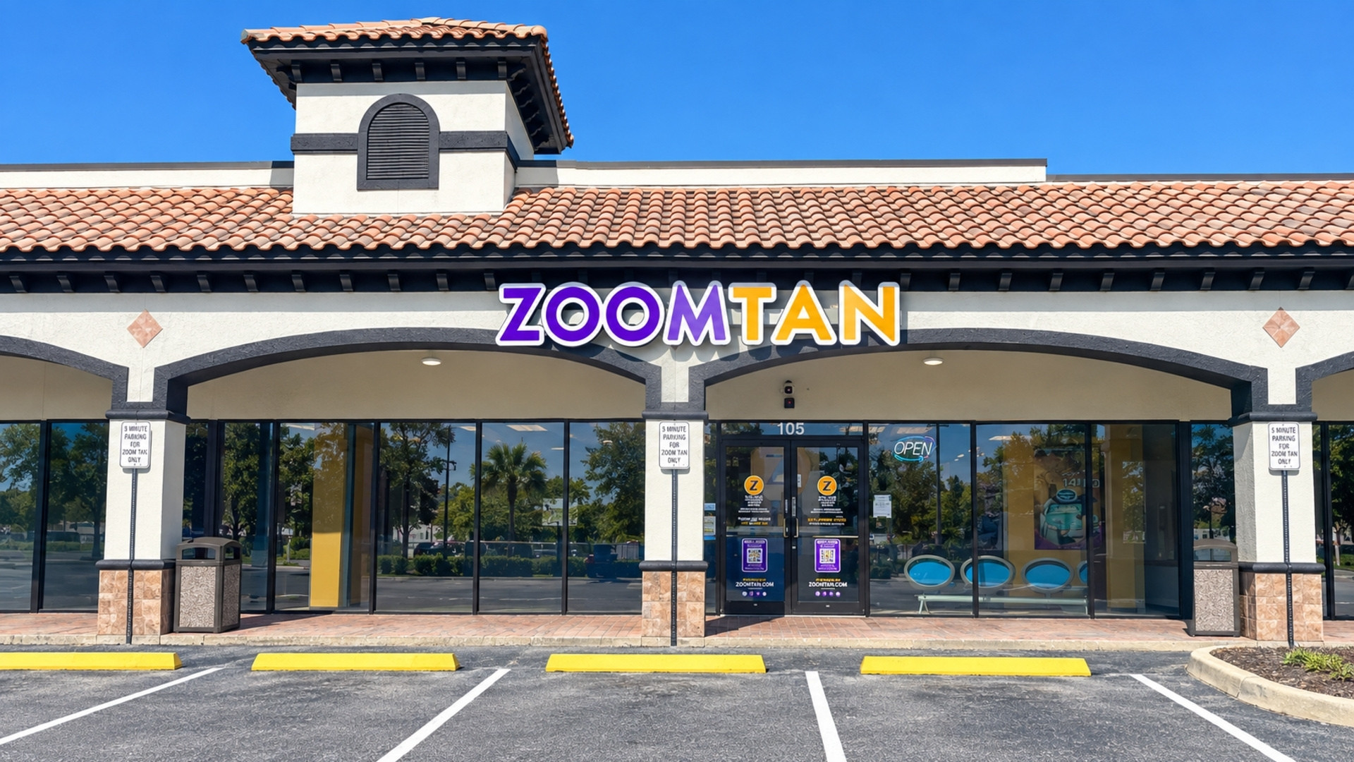 Zoom Tan Store Front in Winter Park, FL 