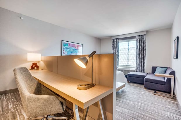 Images Hilton Garden Inn North Dallas Central Expy