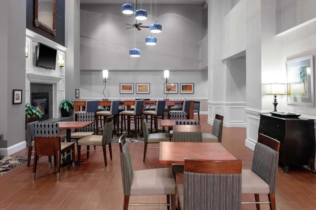 Images Hampton Inn & Suites Concord Charlotte