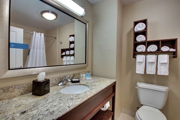 Images Hampton Inn Vernon