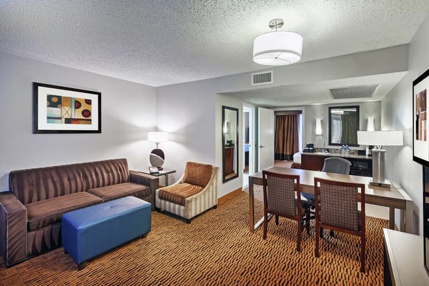 Images Embassy Suites by Hilton Dallas Market Center