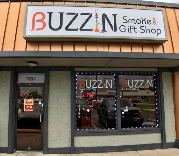 Images Buzzin Smoke & Vape Shop