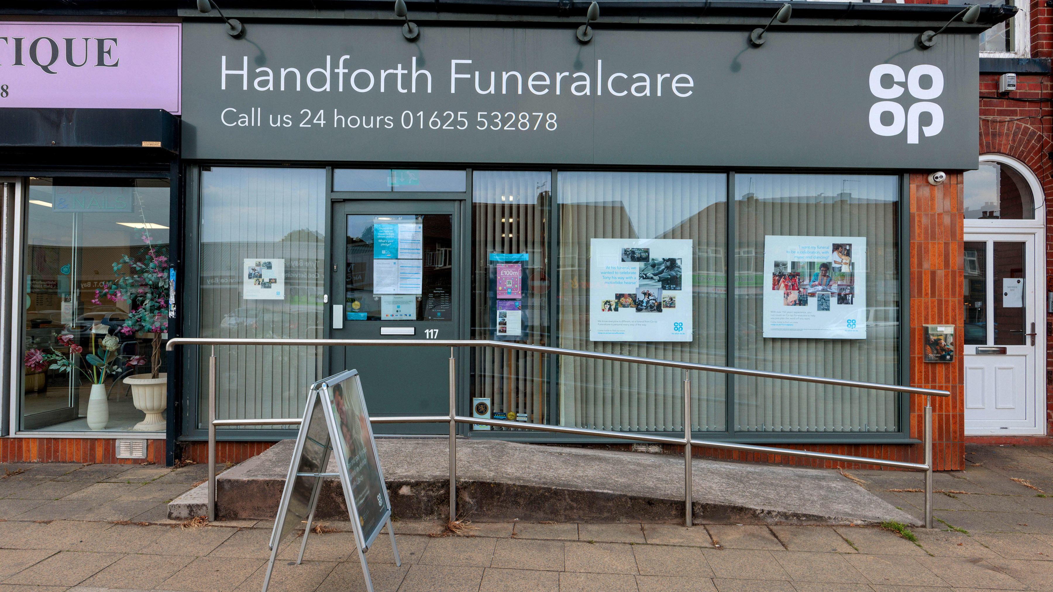 Images Handforth Funeralcare