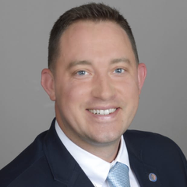 Images Edward Jones - Financial Advisor: Samuel Piche