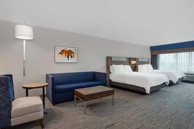 Images Holiday Inn Express & Suites Terre Haute by IHG