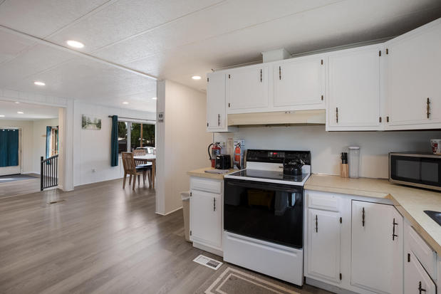 Images West Park Village