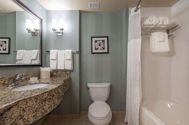 Images Hilton Garden Inn Lynchburg