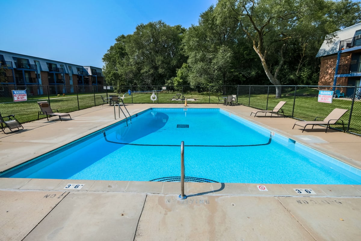 Swimming Pool Robinwood Coon Rapids (763)284-8817