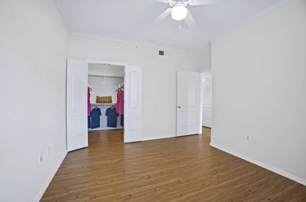 Images Ten 06 at Joshua Station Apartments