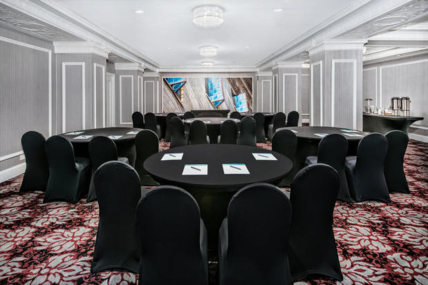 Images Hotel Indigo Dallas Downtown by IHG