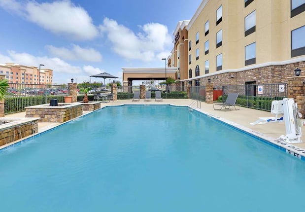 Images Hampton Inn & Suites Dallas-Arlington-South