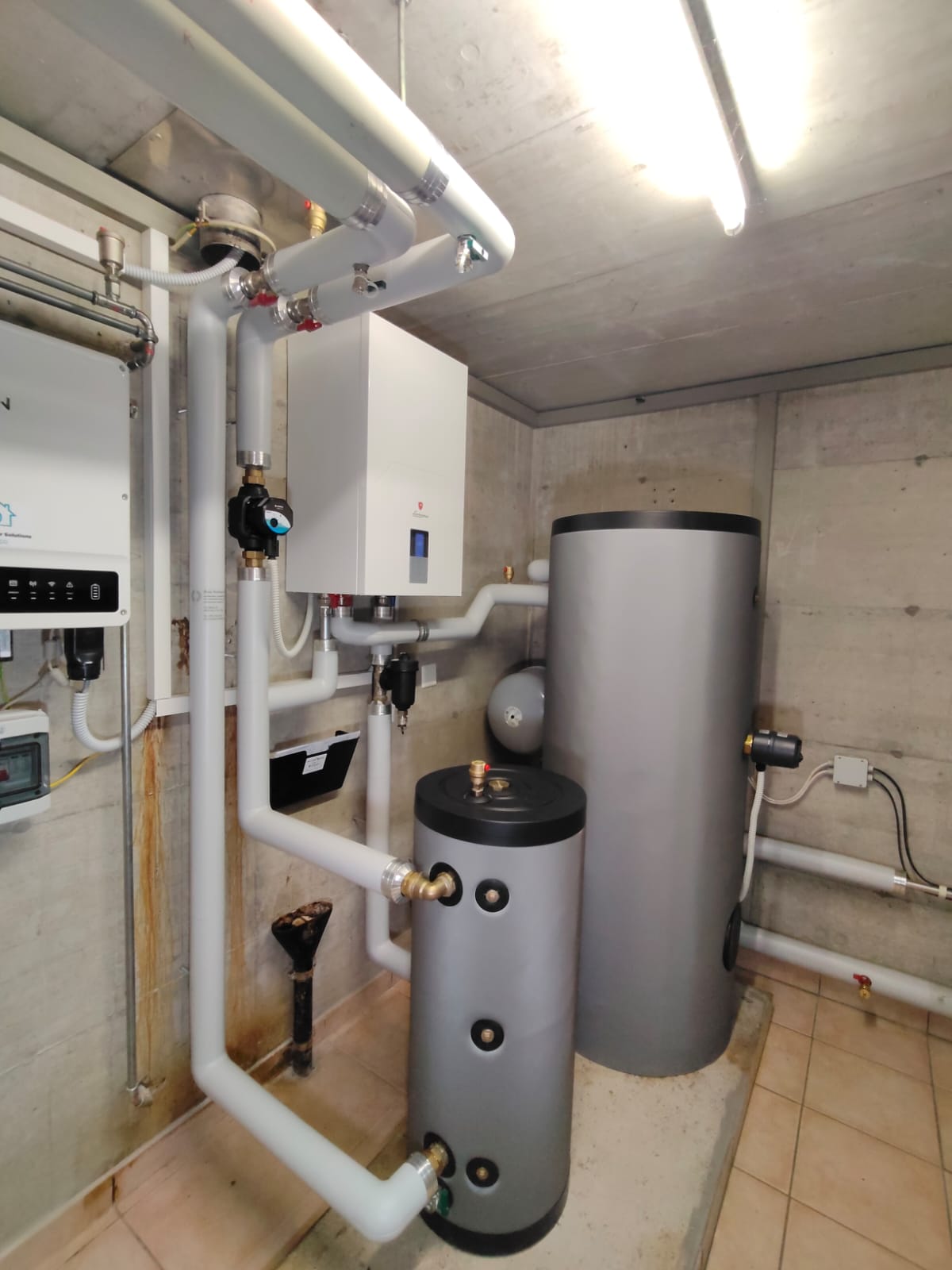 Bilder New Power Solutions Sa