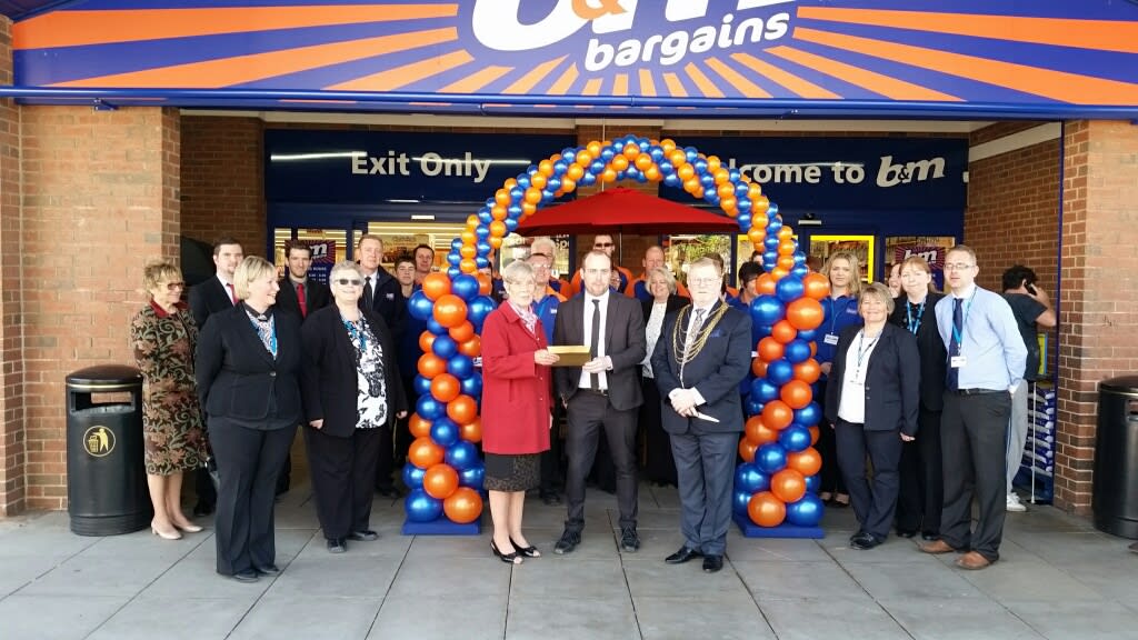 Mayor Paul Rayand officially opened the Armthorpe store, while Ann Ostle representing local charity Thorne Family Support Group also helped cut the ribbon.