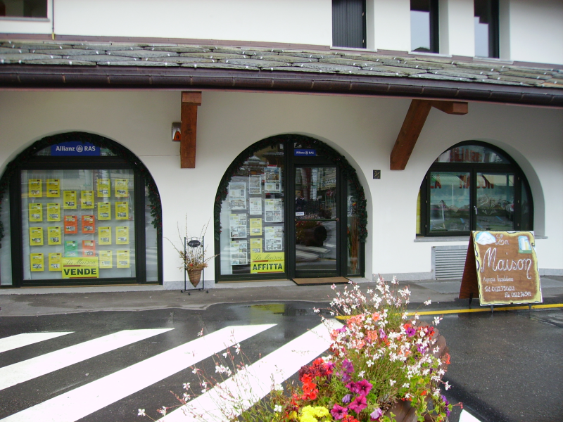 Images Agenzia Immobiliare La Maison Sas