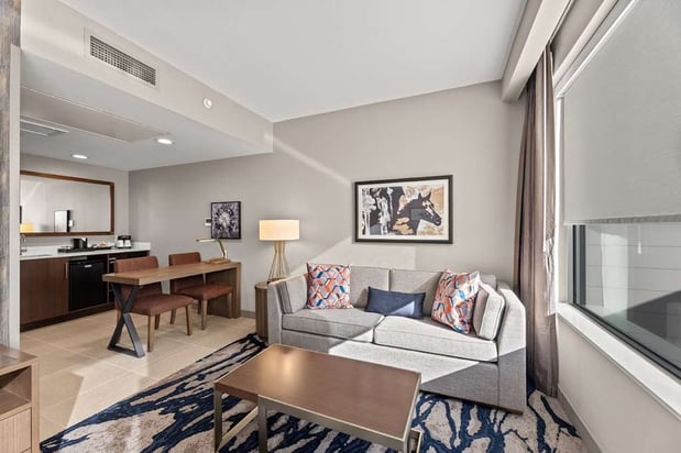 Images Embassy Suites by Hilton Irving Las Colinas
