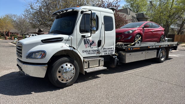 Images Eagle Towing & Recovery