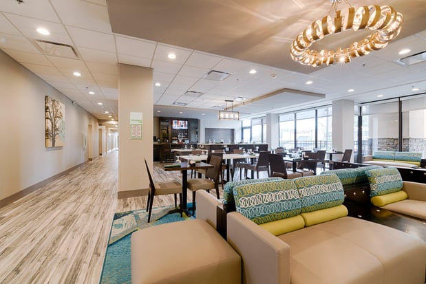 Images Holiday Inn Knoxville N - Merchant Drive by IHG
