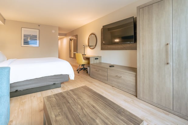 Images Holiday Inn Express & Suites Cocoa Beach by IHG