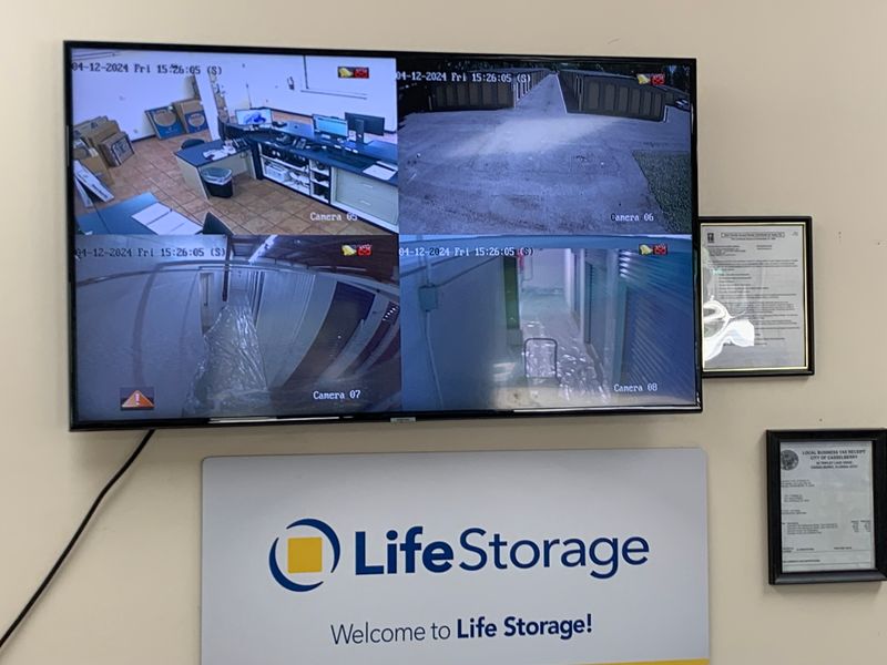 Images Life Storage - Casselberry