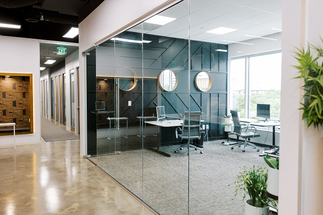 Images Lucid Private Offices - Frisco / Legacy