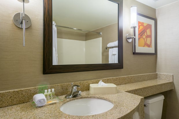 Images Holiday Inn Harrisburg (Hershey Area) I-81 by IHG