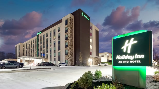 Images Holiday Inn Nashville Airport by IHG