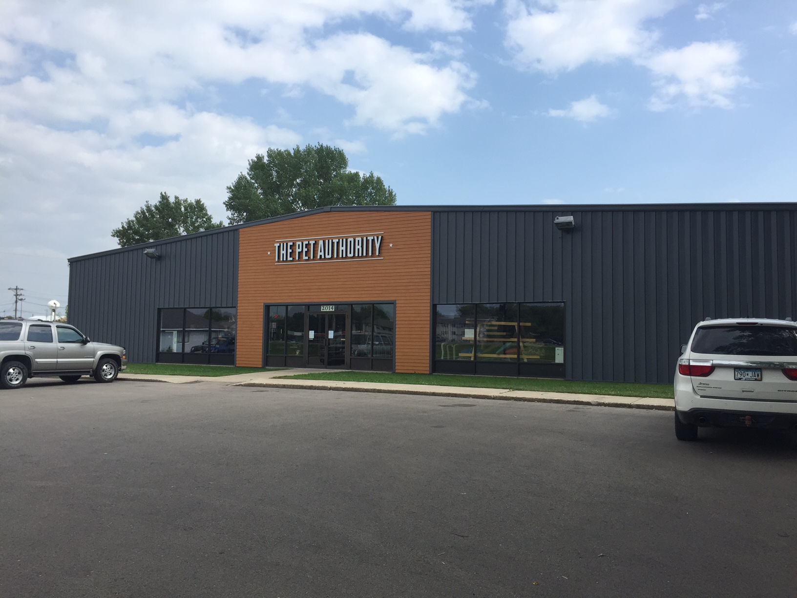 the pet authority in albert lea mn 56007 the pet authority in albert lea mn 56007